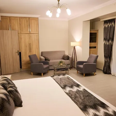 Famissi 3 Aparthotel Kalampáka