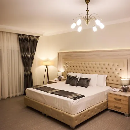 Famissi 3 Aparthotel Kalampáka