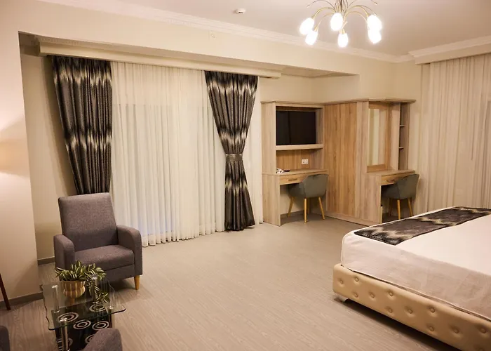 Famissi 3 4* カランバカ